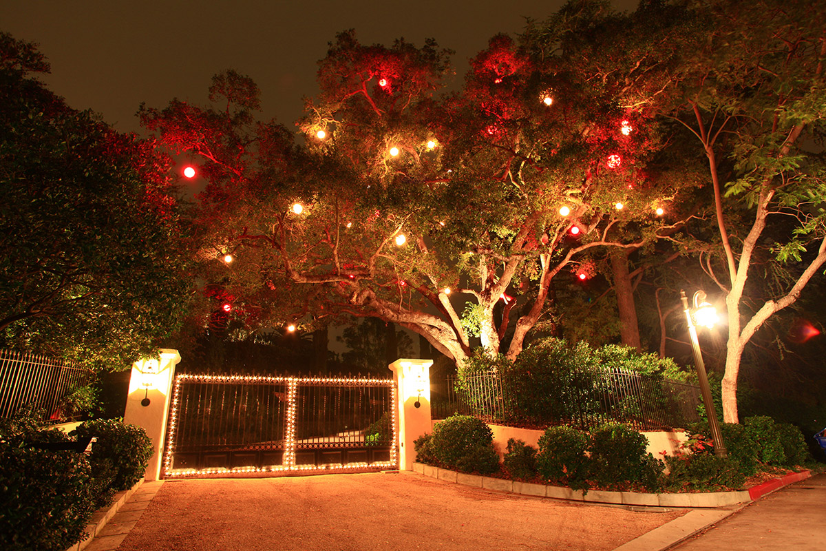 Unique Exterior Lighting Ideas for Halloween Mobile Illumination