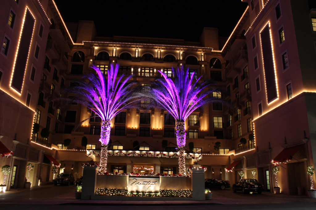 Outdoor lighting installation in Los Angeles