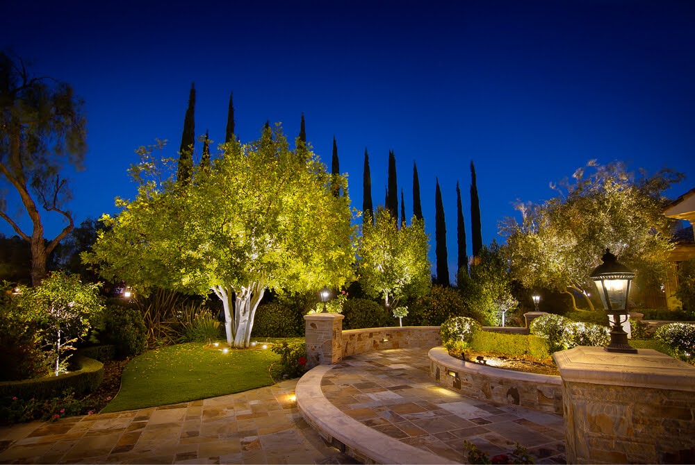 Landscape light installation in Los Angeles